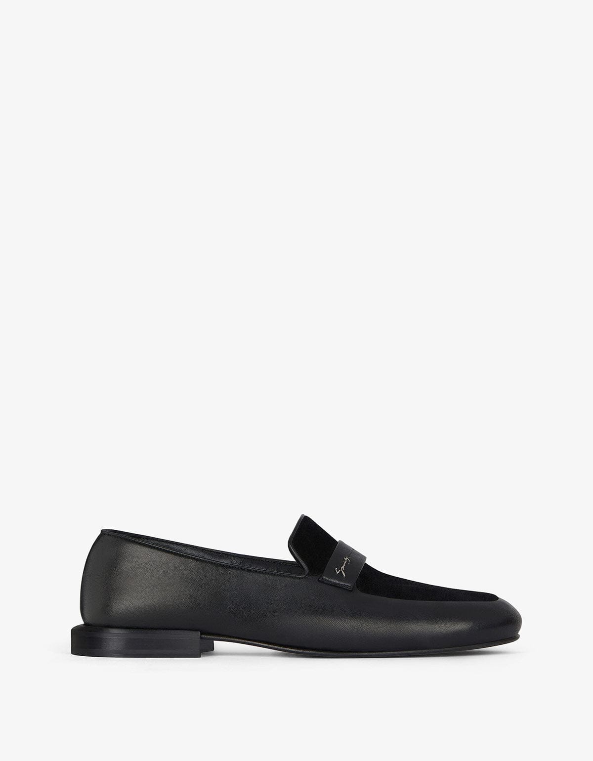 Givenchy Black Leather Loafers – Zoo Fashions
