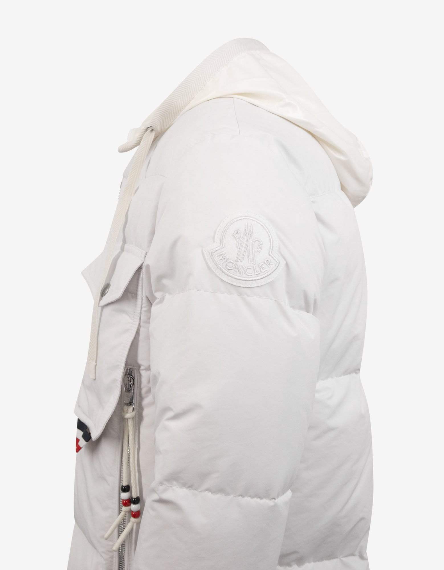 2 Moncler 1952 Trient White Nylon Down Jacket – Zoo Fashions 2 Moncler 1952 Trient White Nylon Down Jacket – Zoo Fashions