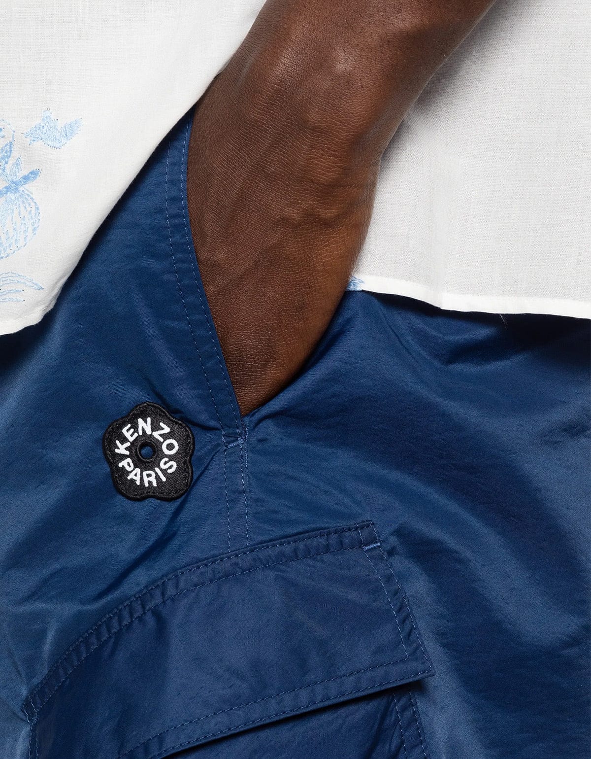 Kenzo Blue Boke Flower 2.0 Cargo Shorts FG55SH5099CE 75