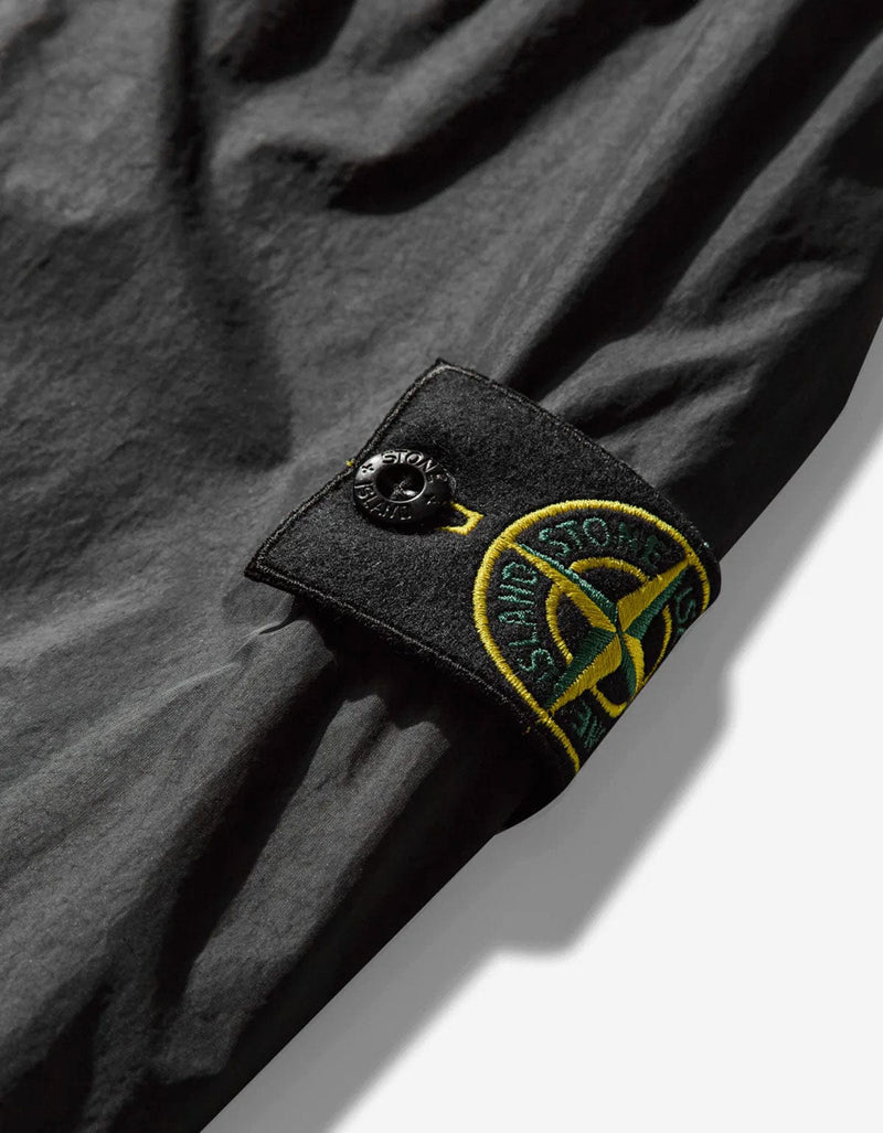 Stone Island Black Crinkle Reps R-NY Overshirt K2S15Q100006 V0029