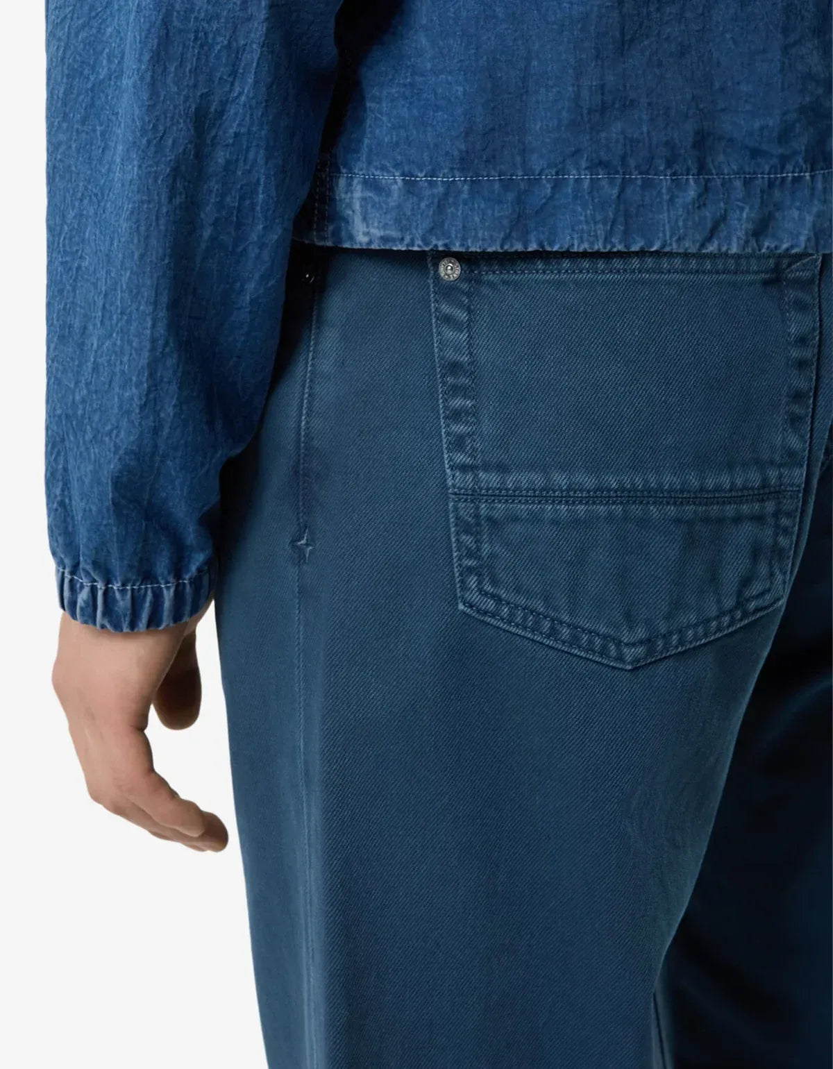 Stone Island Denim Research Light Bull Denim Indigo-TC Jeans L1S14J100005S0J18V0021