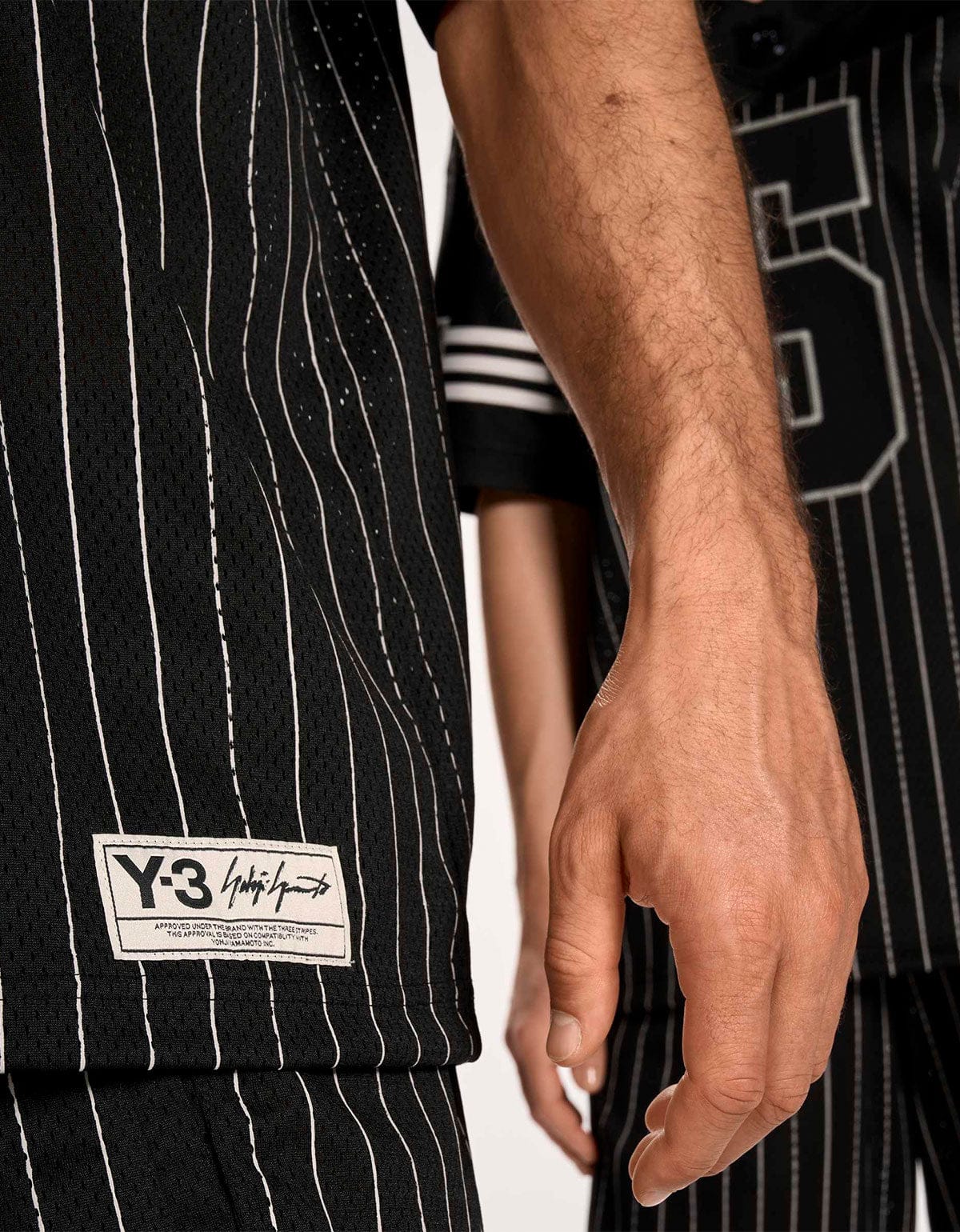 Y-3 Black Elite 5 Garrett Wilson American Football T-Shirt KS7642