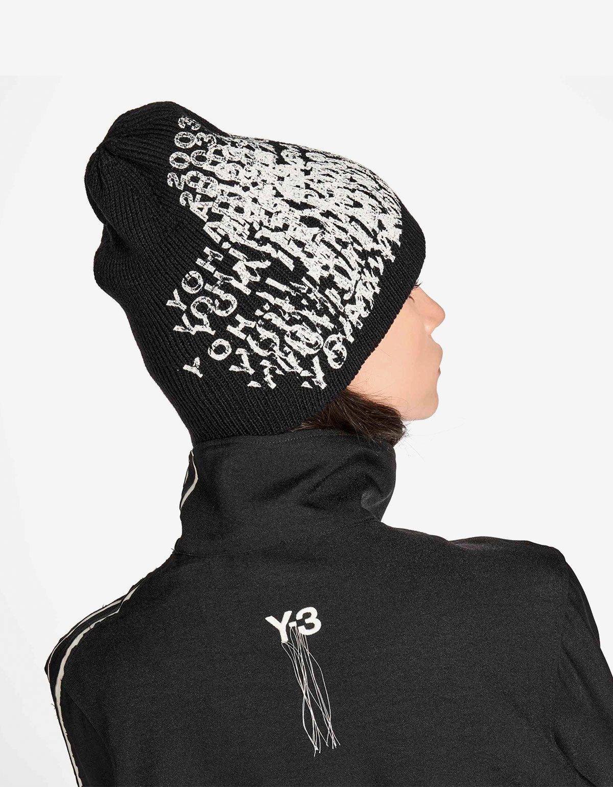 Y-3 Black Graphic Beanie Hat – mens designer fashion London – Zoo