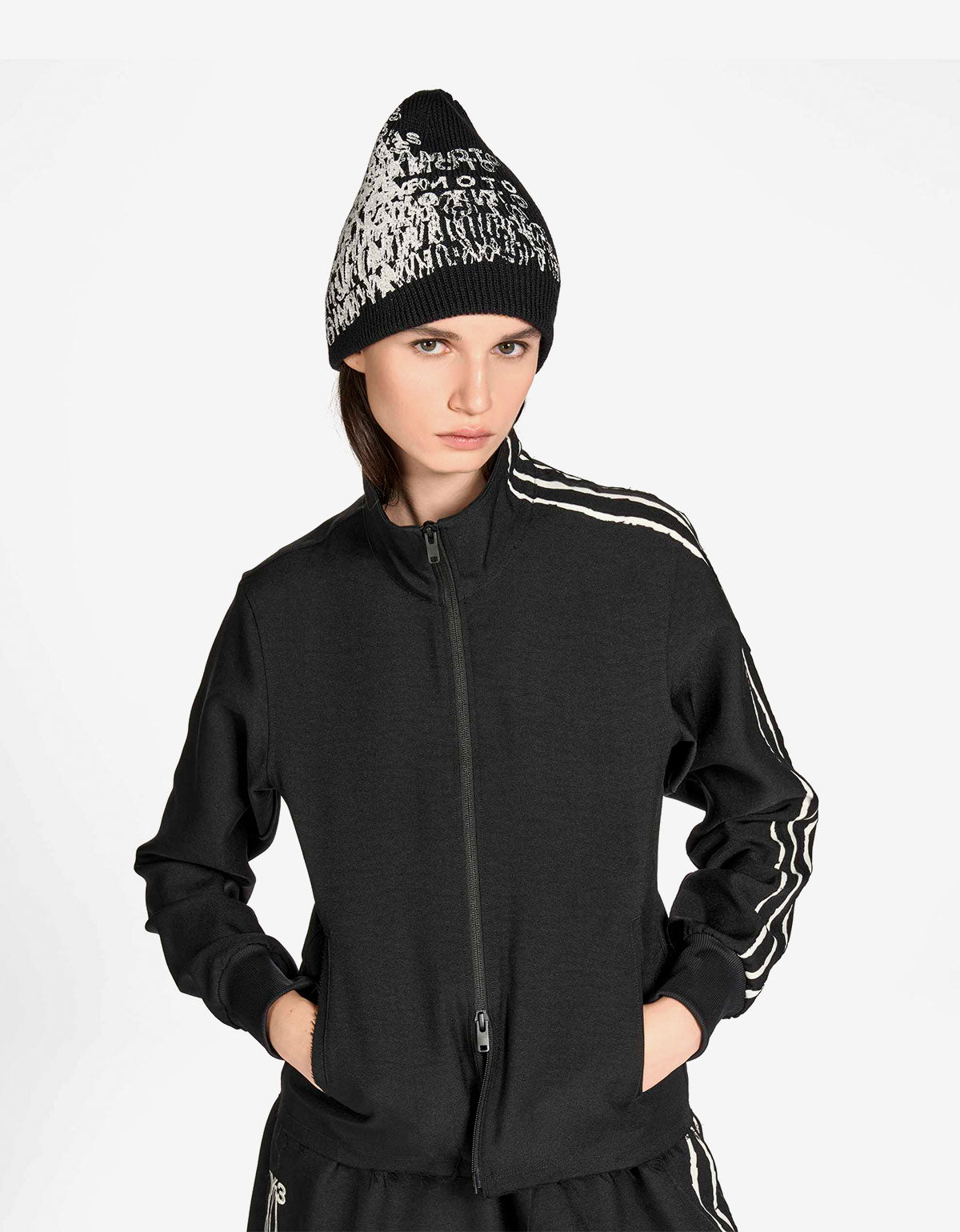 Y-3 Black Graphic Beanie Hat KD0181