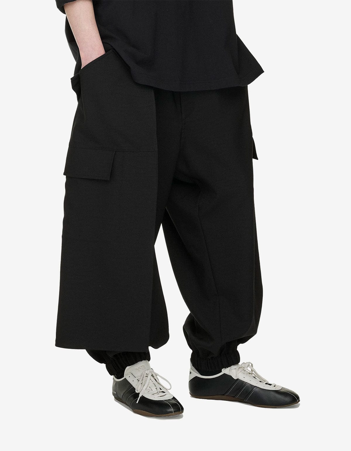 Y-3 Black Sport Uniform Cuffed Cargo Trousers JX7293