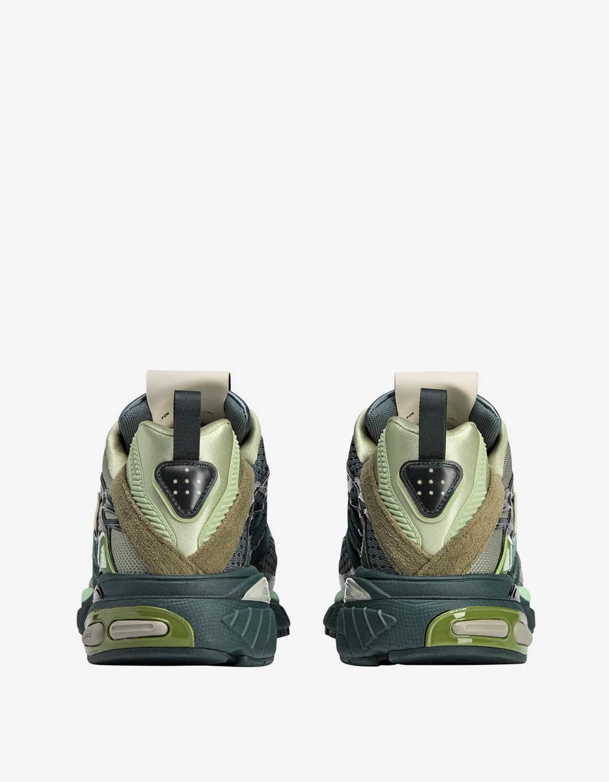 adidas x SFTM Adistar Cushion Sneaker カーキ SFTM x Adidas SFTM-004 Taupe Metallic Adistar Cushion