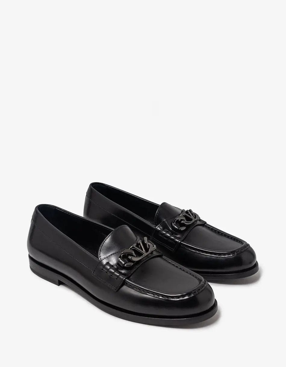 【関税込み】Valentino ブラック VLogo Chain トラウザーズ Valentino Black VLogo Chain Loafers – Zoo Fashions