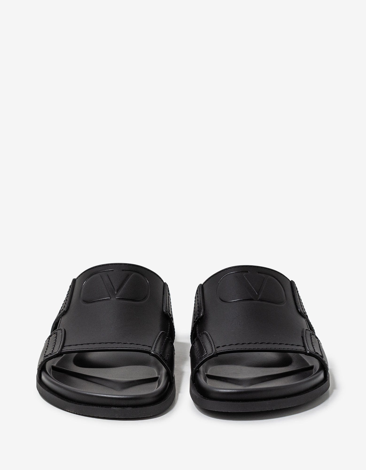 Valentino Black VLogo Leather Sandals – Zoo Fashions
