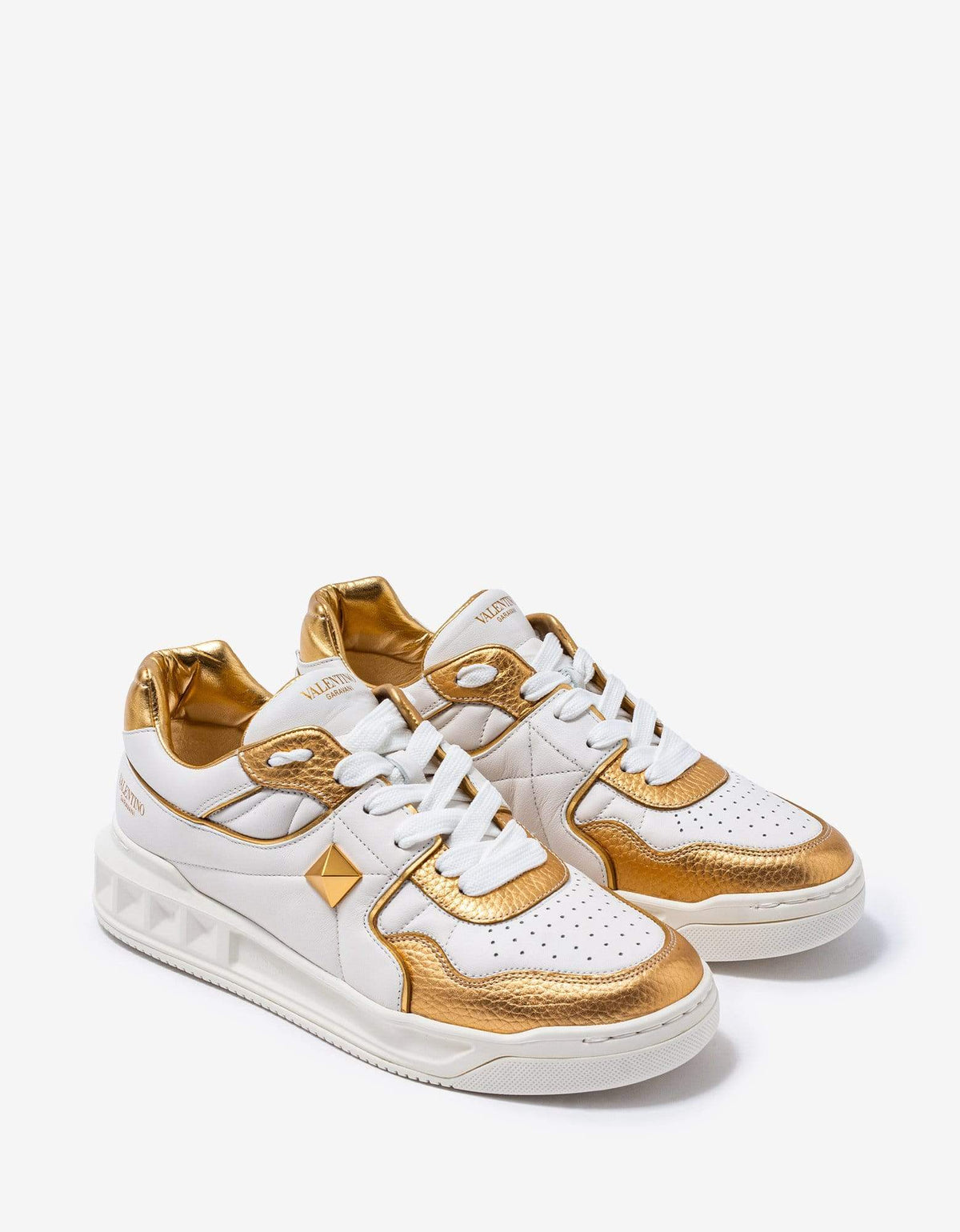 & Gold One Stud Trainers