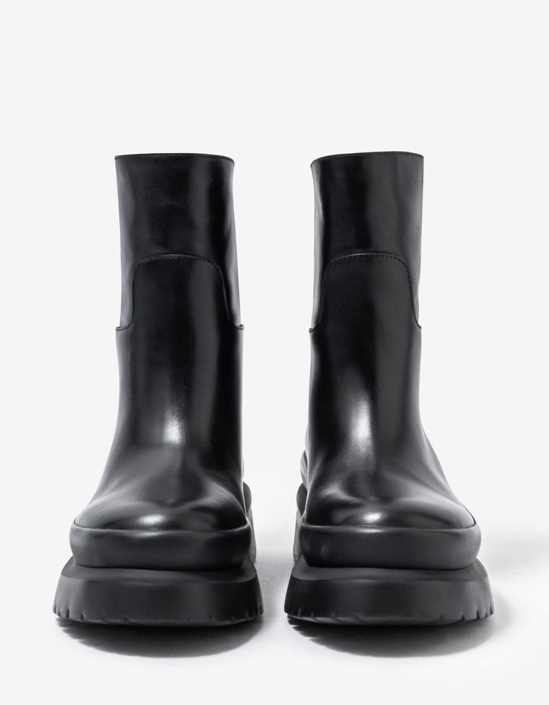 Valentino Garavani Black Roman Stud Leather Ankle Boots