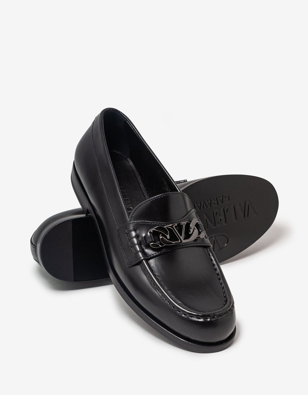 Valentino Garavani Black VLogo Chain Loafers